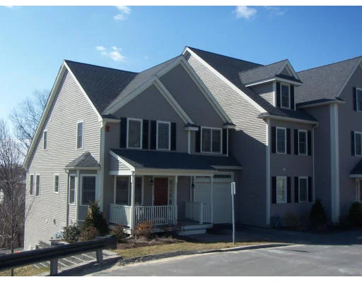Unit for sale at 10 Cunningham Ln, Billerica, MA 01821