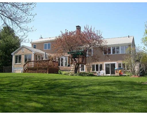 Unit for sale at 6 Rockridge Road, Natick, MA 01760