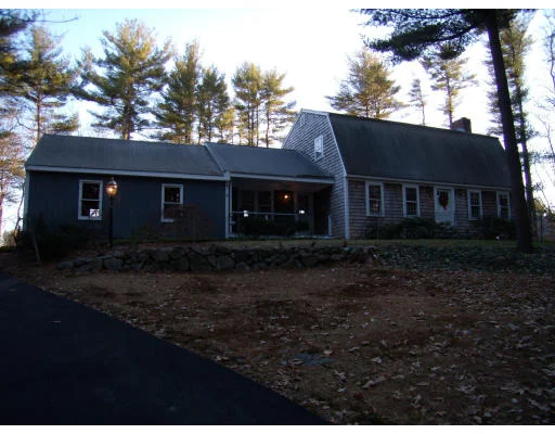 Unit for sale at 10 Newbury Road, Ipswich, MA 01938