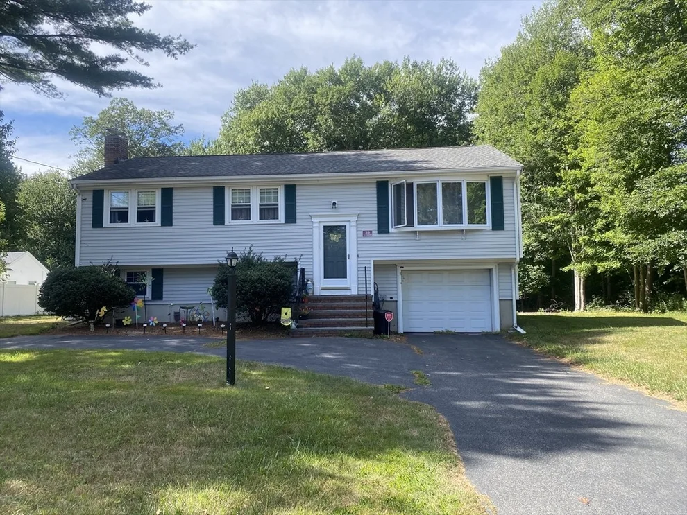 Unit for sale at 39 Brewster Dr, Bridgewater, MA 02324