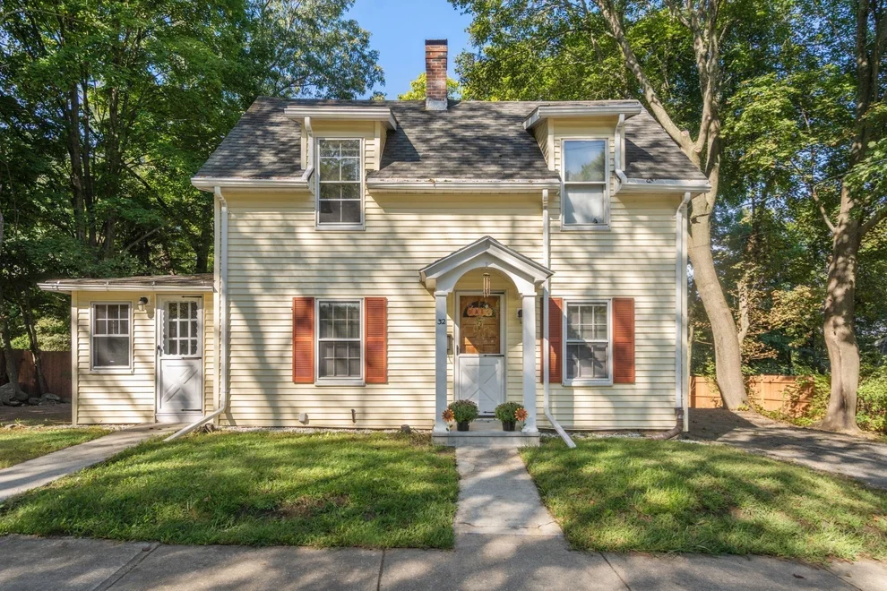 Unit for sale at 32 Elm Street, Hudson, MA 01749