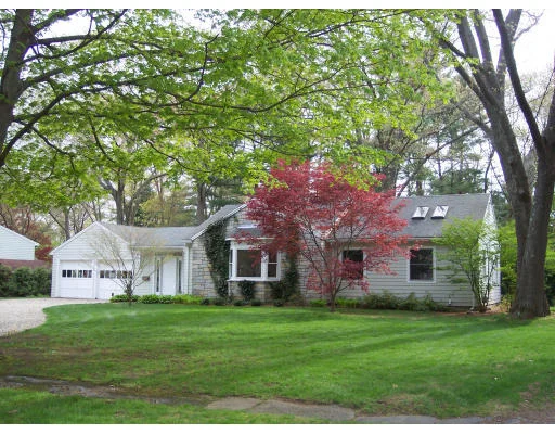 Unit for sale at 72 Fox Run Road, Hamilton, MA 01982