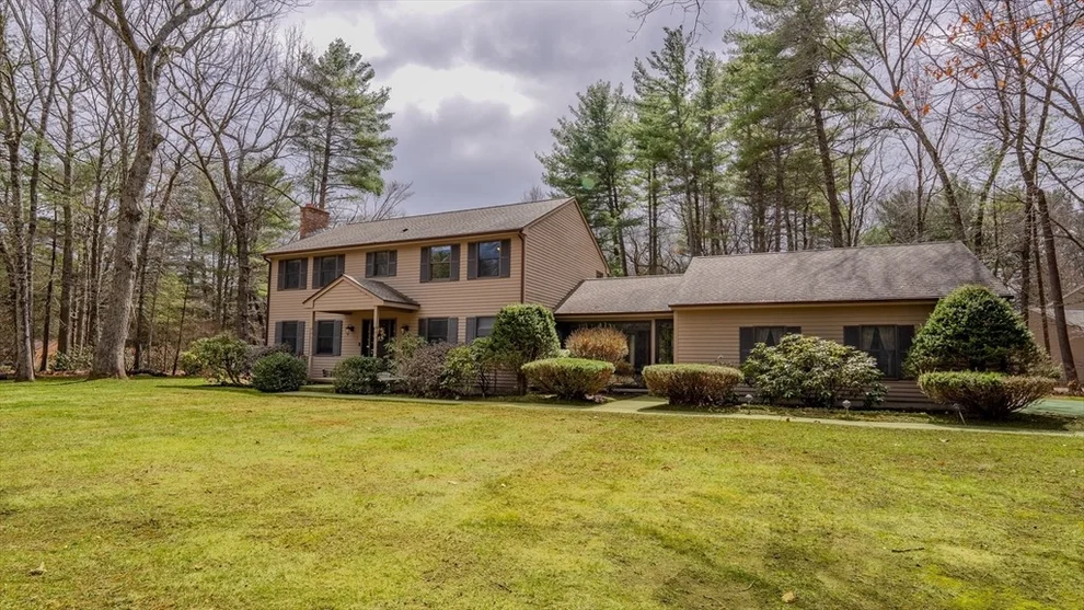 Unit for sale at 1 Ashley Circle, Easthampton, MA 01027