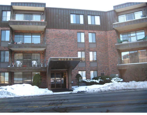 Unit for sale at 1002 Paradise Road, Swampscott, MA 01907