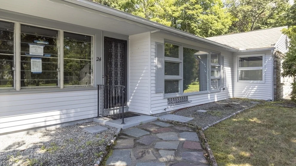 Unit for sale at 24 Doray Dr, Scituate, RI 02831