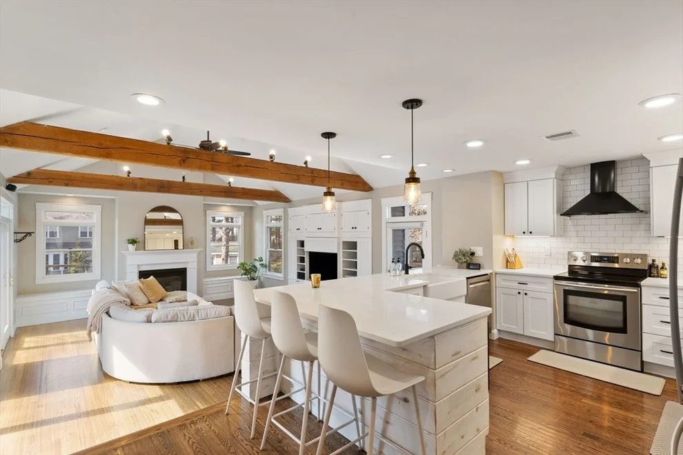Unit for sale at 107 Chestnut Street, Stoughton, MA 02072