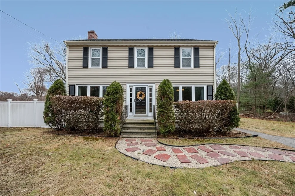 Unit for sale at 345 Richardson Ave, Attleboro, MA 02703