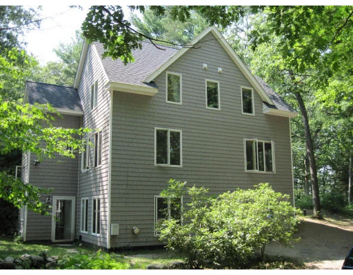 Unit for sale at 201 Swan Pond Rd, North Reading, MA 01864
