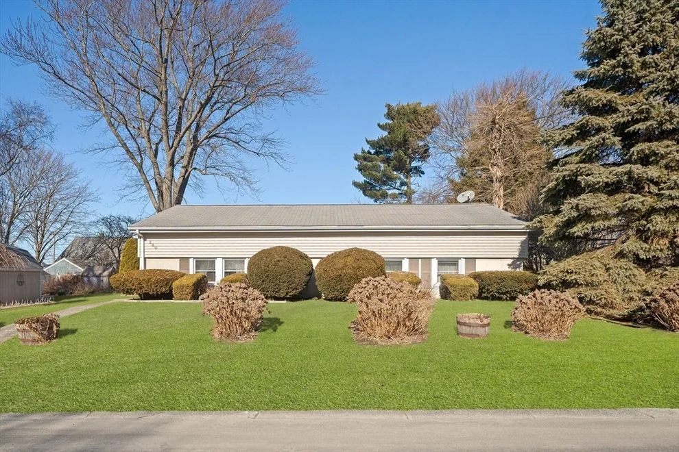 Unit for sale at 140 Moorland St, Fall River, MA 02724
