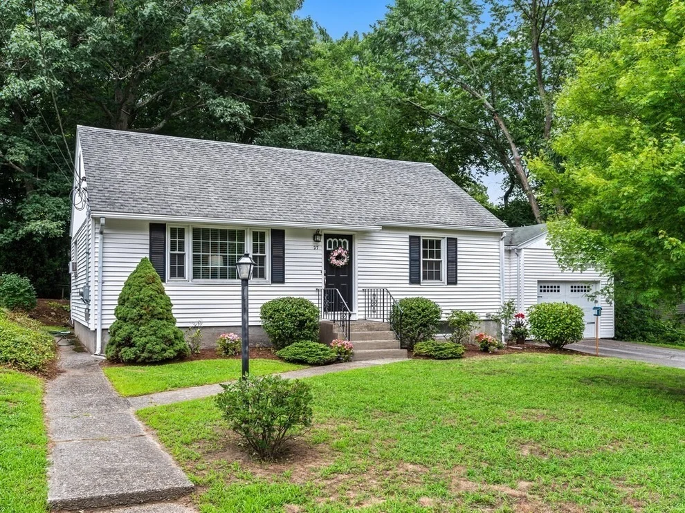Unit for sale at 27 Whitla Drive, Worcester, MA 01604