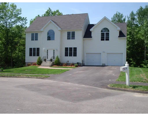 Unit for sale at 14 Reardon St, Worcester, MA 01606