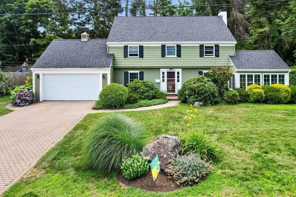 Unit for sale at 58 Hutchinson Rd, Arlington, MA 02474