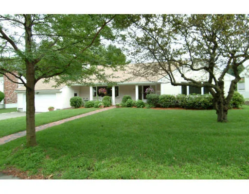 Unit for sale at 74 Greenwood St, Newton, MA 02459