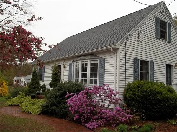 Unit for sale at 31 Woodlawn Street, South Hadley, MA 01075