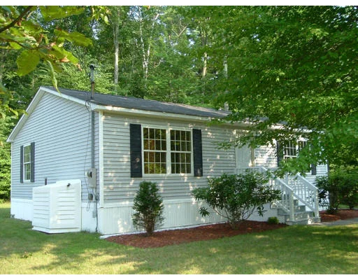 Unit for sale at 21 Granite Circle, Hampstead, NH 03841