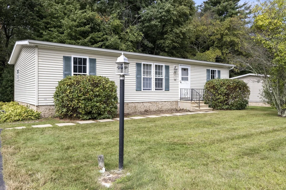 Unit for sale at 21 Fox Run, Brookfield, MA 01506