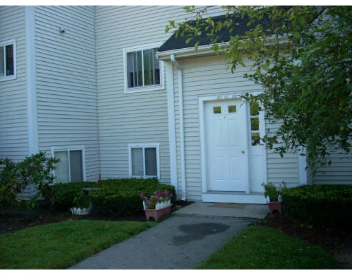 Unit for sale at 100 Merrimack Avenue, Dracut, MA 01826