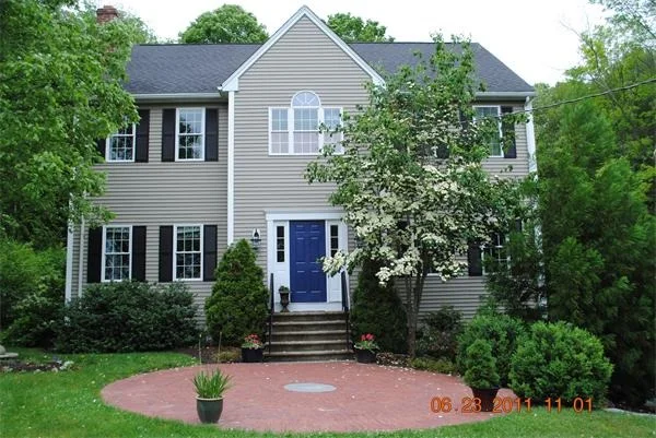 Unit for sale at 270 Winter St, Holliston, MA 01746