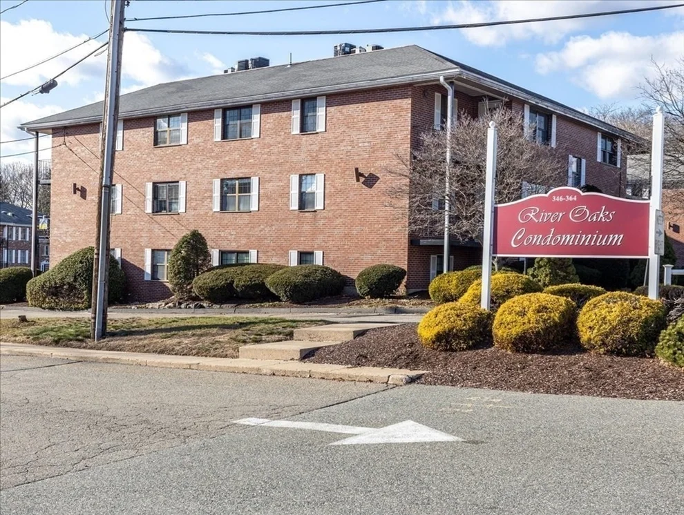 360 Neponset Street