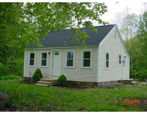 Unit for sale at 108 Crawford Road, Oakham, MA 01068