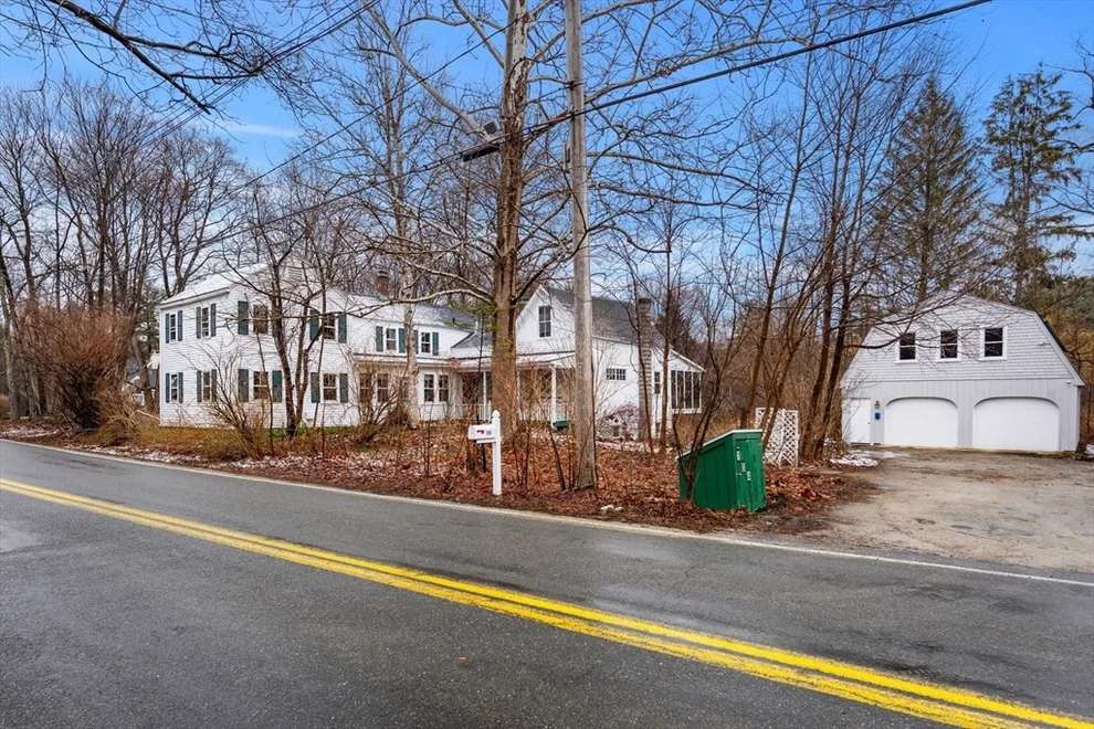 Unit for sale at 104 Mill St, Groton, MA 01450