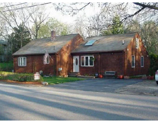 Unit for sale at 13 Belleview Ave, Middleton, MA 01949
