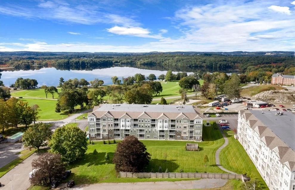 Unit for sale at 5 Peters Farm Way, Westborough, MA 01581