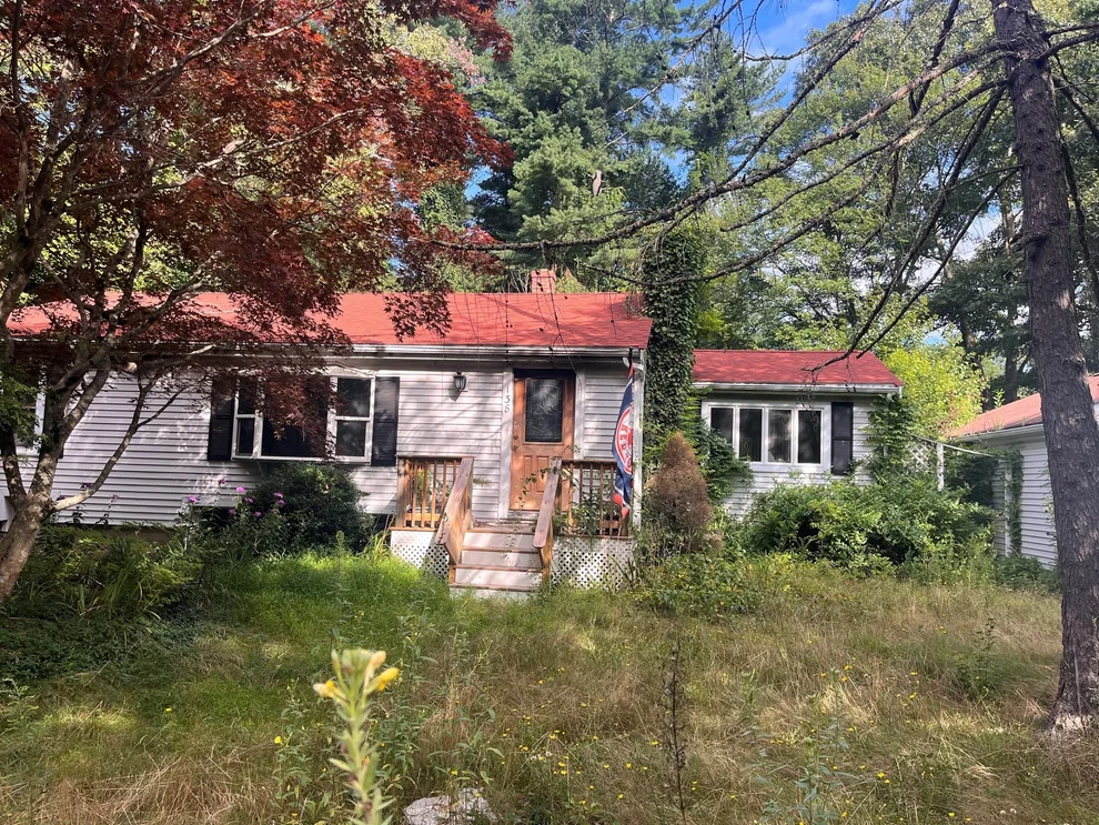 Unit for sale at 138 Holmes St, Halifax, MA 02338
