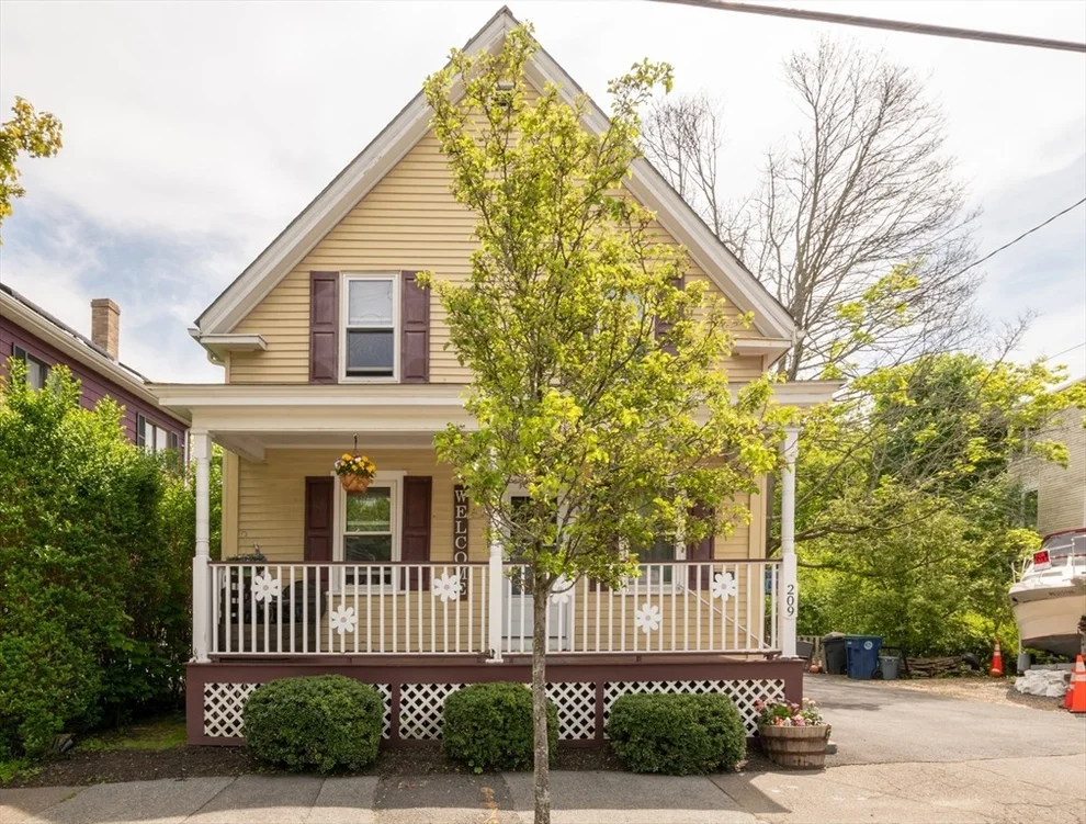Unit for sale at 209 Jefferson Ave, Salem, MA 01970