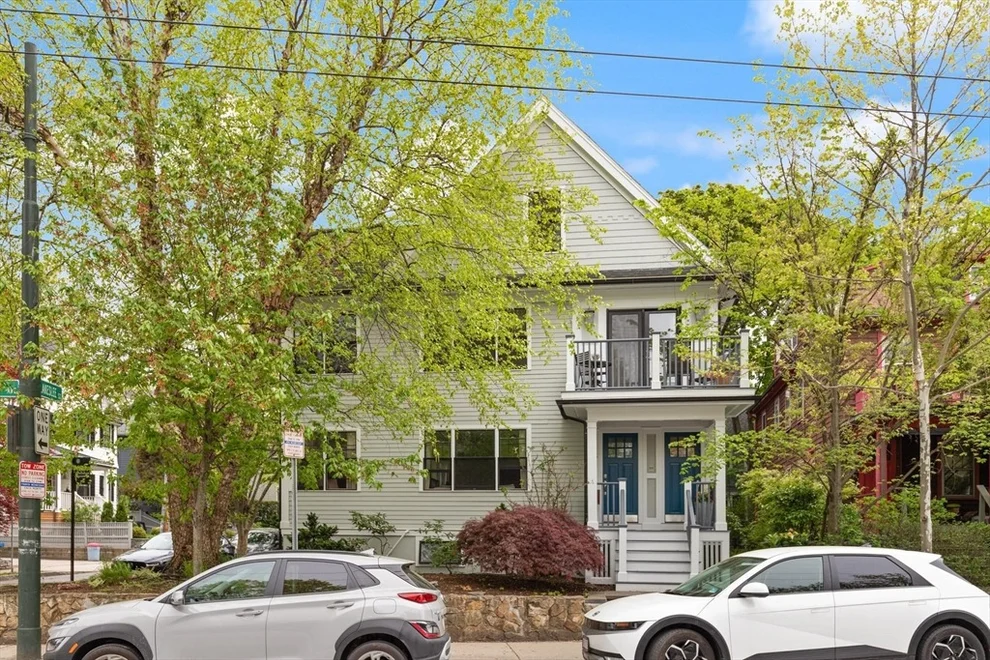 Unit for sale at 278 Huron Ave, Cambridge, MA 02138