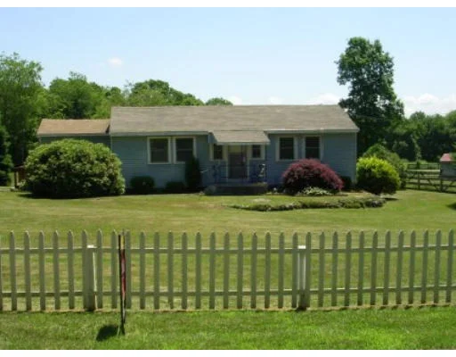 Unit for sale at 2471 Chestnut St, Dighton, MA 02764