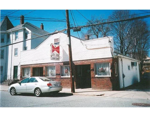 Unit for sale at 33-A Maple Street, Marlborough, MA 01752