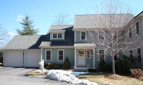 Unit for sale at 5 Magnolia, Lexington, MA 02420