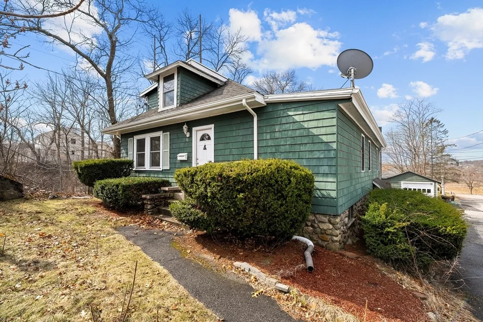 Unit for sale at 80 Manzanetta Ave, Weymouth, MA 02188