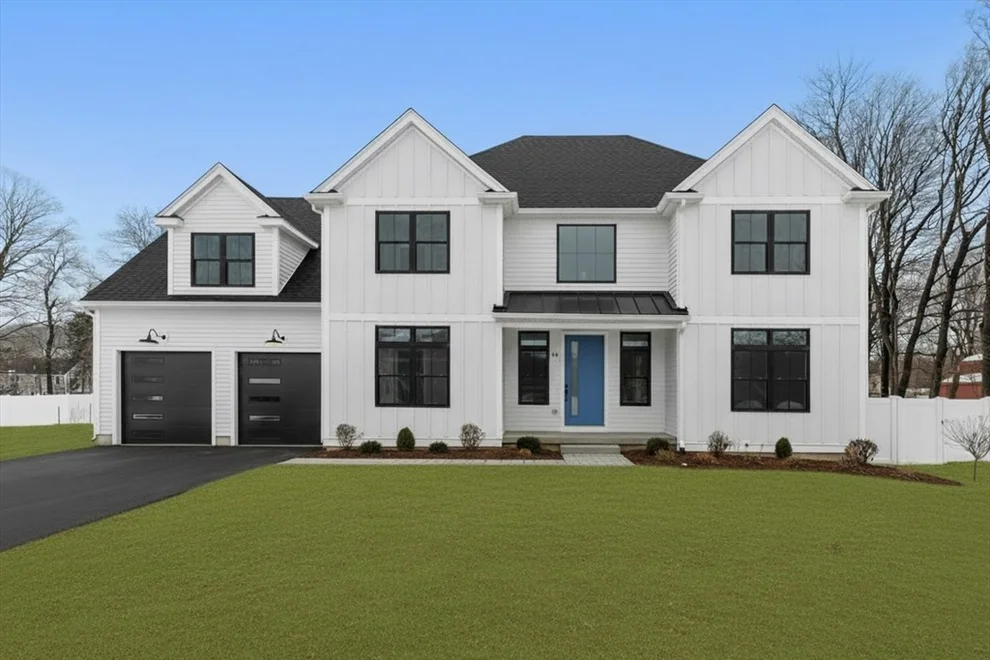 Unit for sale at 14 Earle Stewart Ln, Wrentham, MA 02093