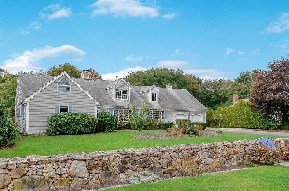 Unit for sale at 9 Hitching Post Rd, Mattapoisett, MA 02739
