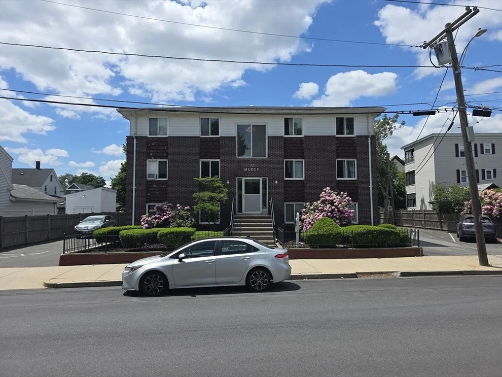 70 Mudge Street