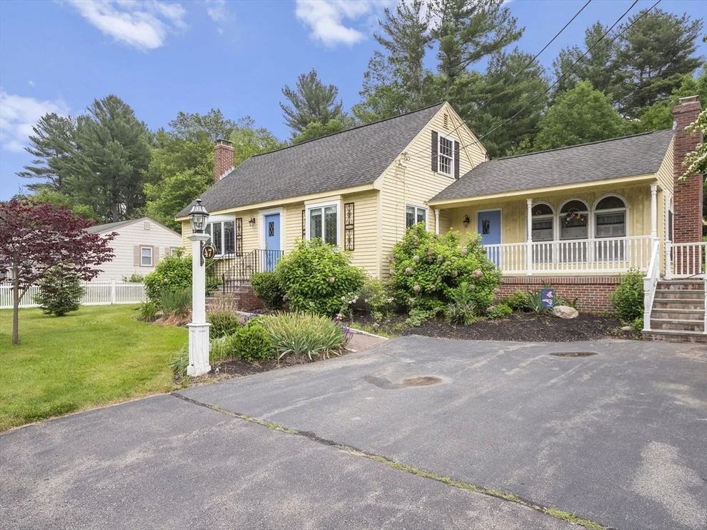 Unit for sale at 47 Skelton Rd, Burlington, MA 01803