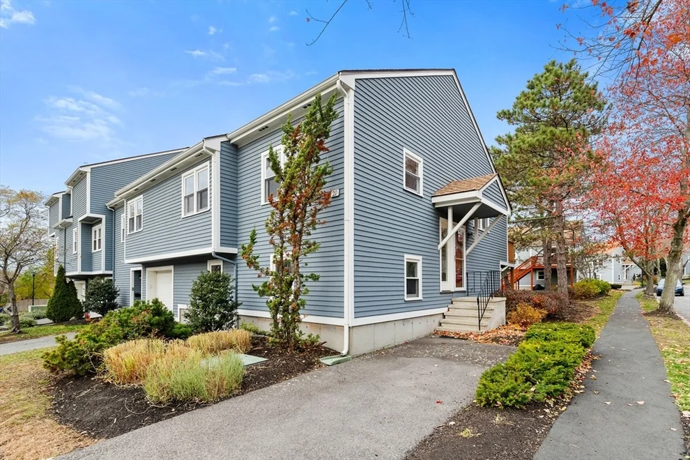 Unit for sale at 2 Fletcher Way, Salem, MA 01970