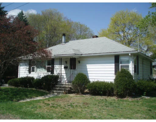 Unit for sale at 19 Columbia St, Southbridge, MA 01550