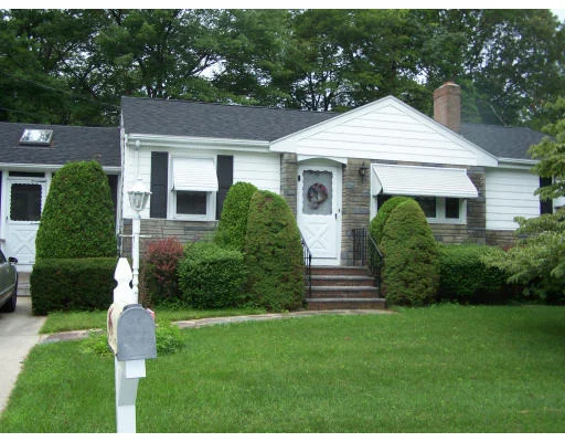 Unit for sale at 52 Farnham, Stoughton, MA 02072