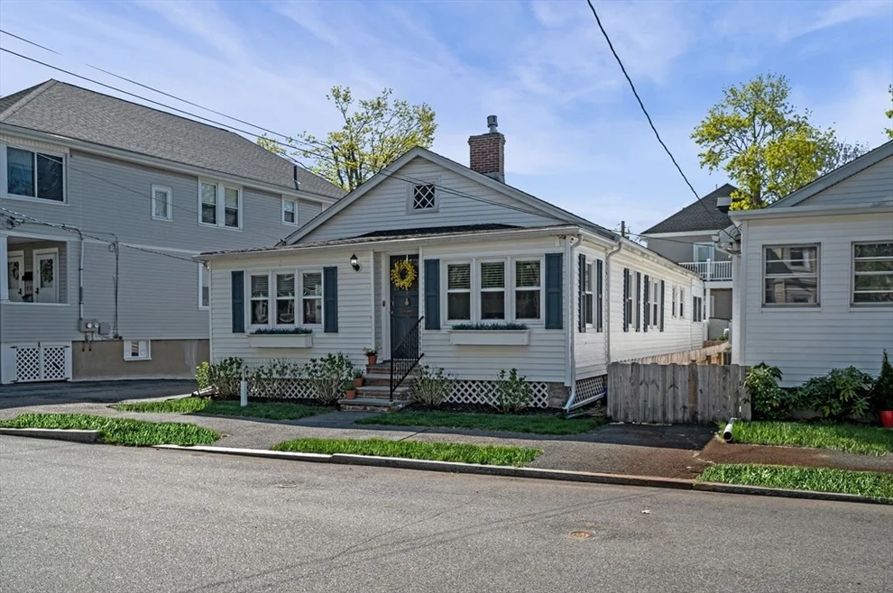 Unit for sale at 7 Huron St, Swampscott, MA 01907