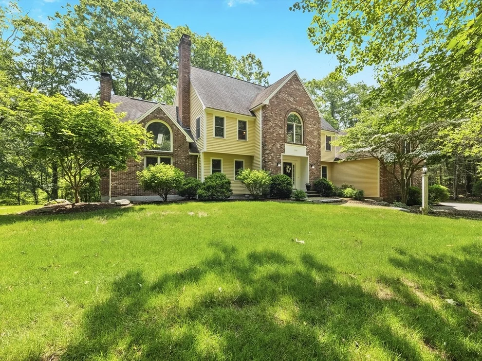 Unit for sale at 200 Newtown Road, Acton, MA 01720
