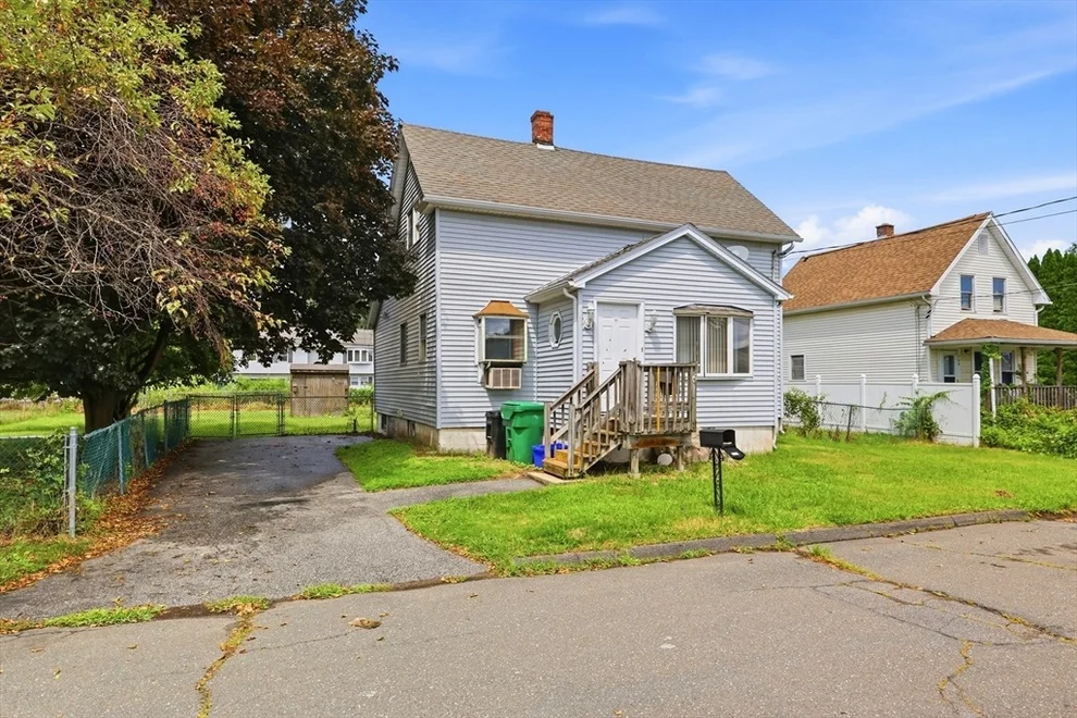 Unit for sale at 118 Blanchwood Ave, Chicopee, MA 01013