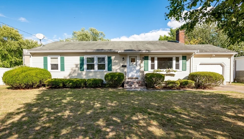 Unit for sale at 26 Budleigh Ave, Beverly, MA 01915