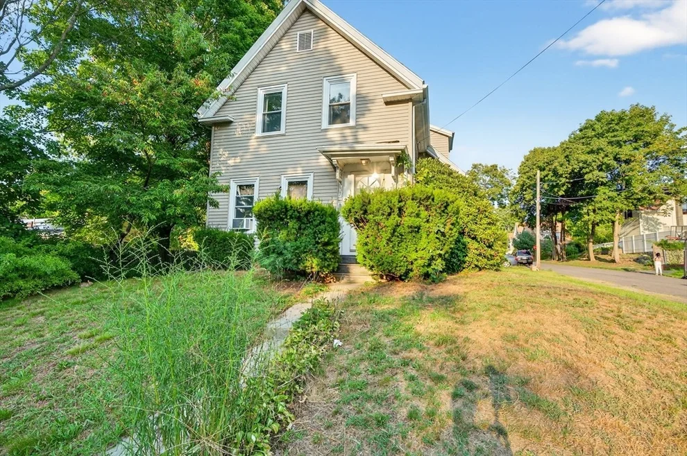 Unit for sale at 27 Winter St, Holbrook, MA 02343