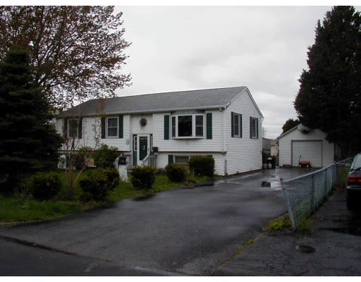 Unit for sale at 8 Brae Rd, Fairhaven, MA 02719
