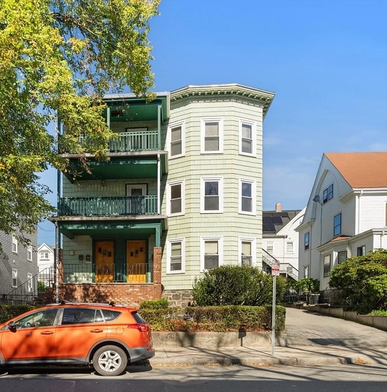 Unit for sale at 590-592 Salem St, Malden, MA 02148