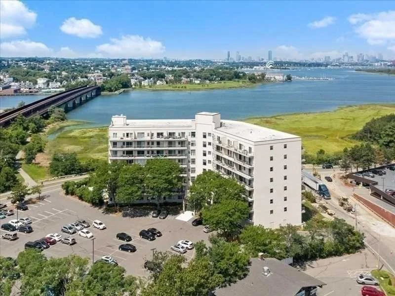 Unit for sale at 133 Commander Shea Blvd, Quincy, MA 02171