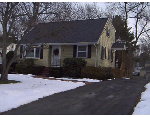 Unit for sale at 5 Poplar Street, Framingham, MA 01701